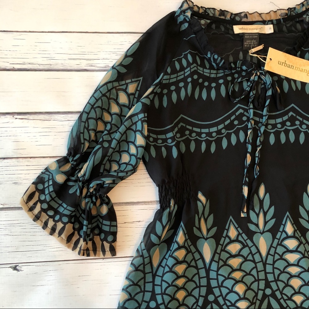 Urban Mangoz Women’s dress - Picture 3 of 4